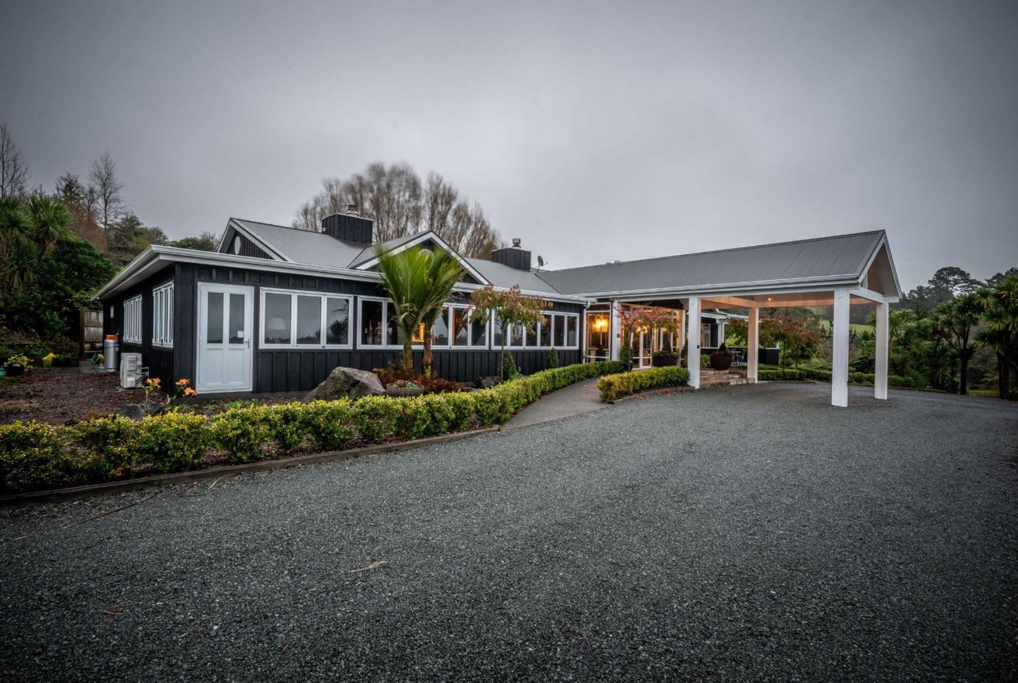 Woodhouse Mountain Lodge Warkworth Exterior foto